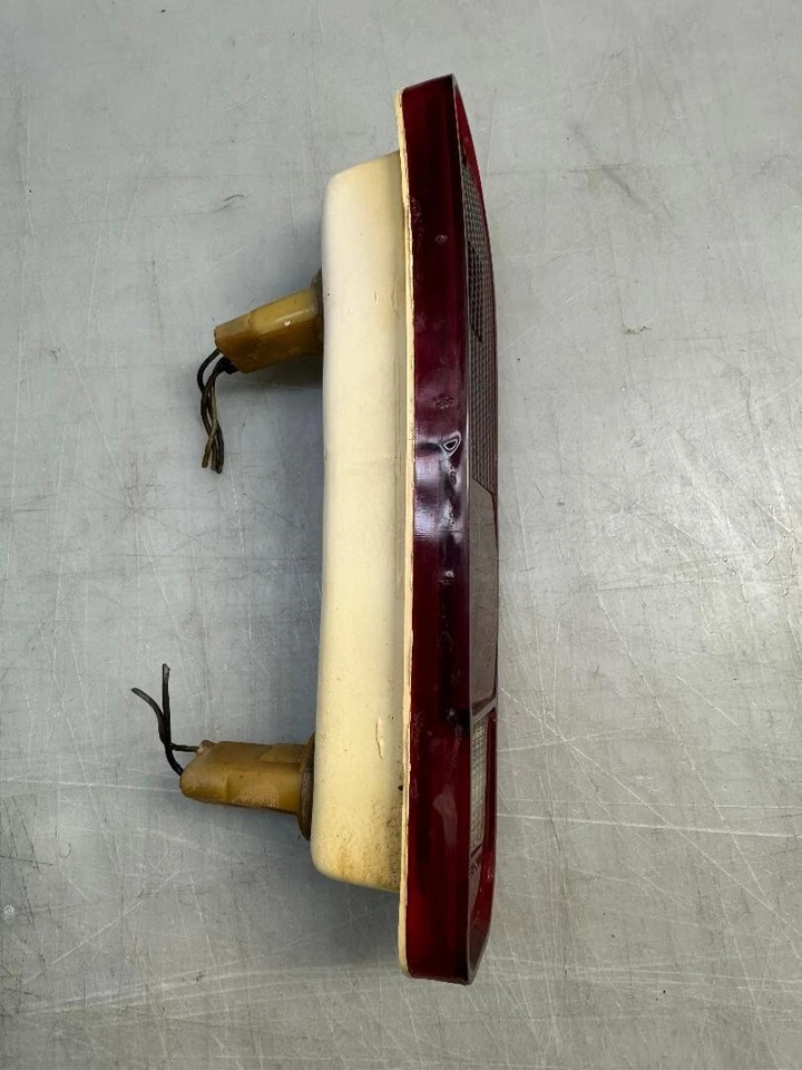 Camión Ford serie F 1974-1979/luz trasera derecha Bronco D4TB-13440-A OEM Foto 3 de 4