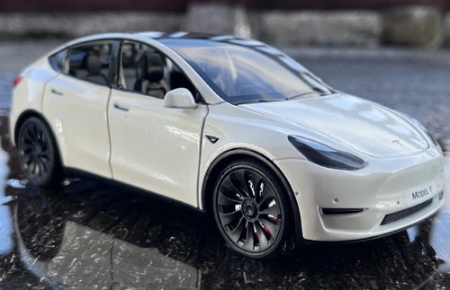 1:24 Tesla Model Y Die cast Car Scale Metal Vehicle Collectible Toy Lights Sound - Picture 7 of 29
