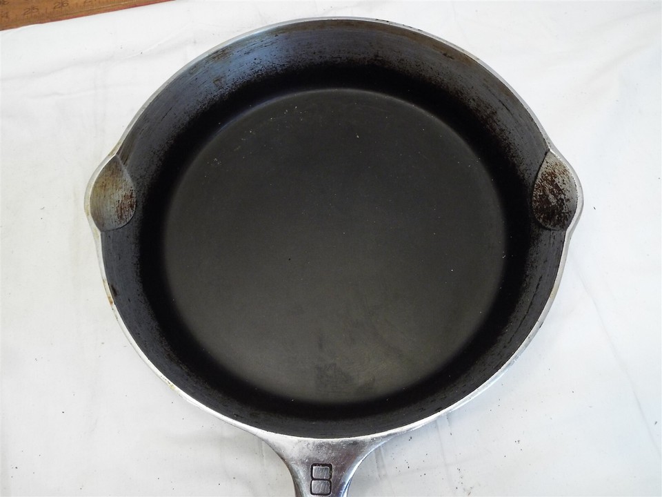 Griswold 8 Skillet Large Block Logo Cast Iron Fry Pan 704 R Frying 704R