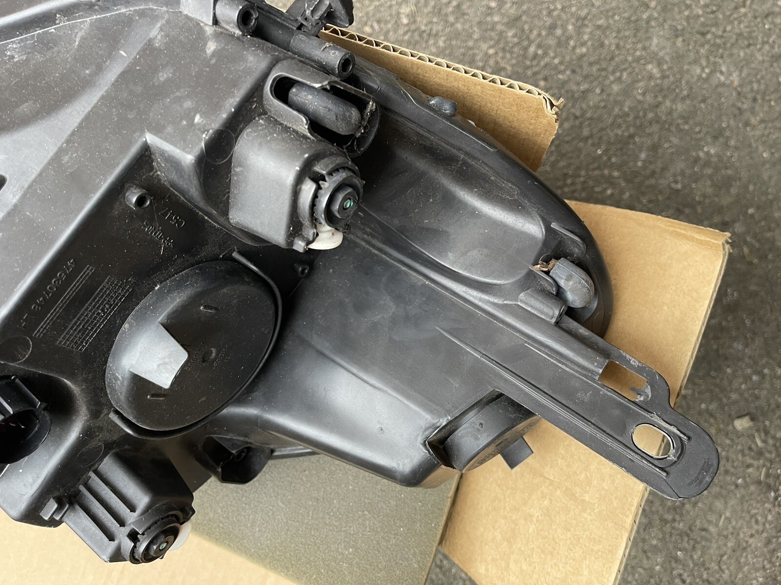 2016 Fiat 500l Trekking Mk1 Passenger Side Left Headlight 47530748  