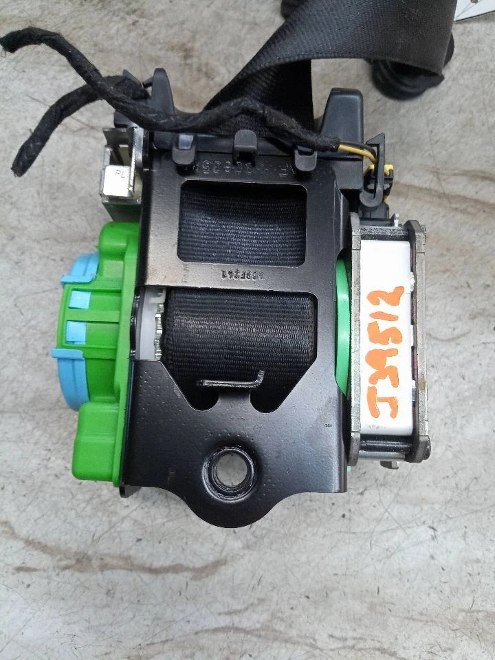 Used Front Left Seat Belt Front fits: 2010 Audi A4 bucket seat driver retractor - Image 3 of 4