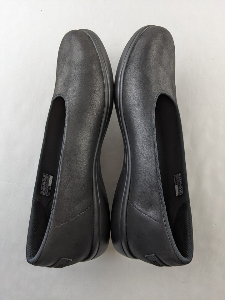 NEW Skechers Arch Fit Uplift Comfy Zone Flat Women US 11 Black Loafer