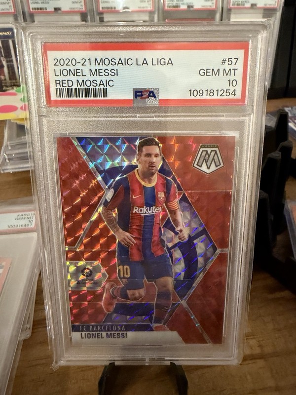 2020-21 Panini Mosaic - Lionel Messi #57 Red Mosaic Prizm PSA 10