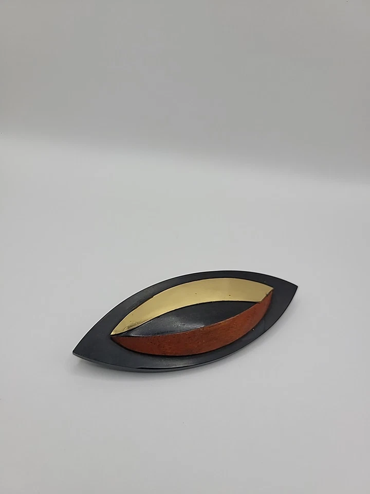 Broche prendedor vintage de madera negro tono dorado marrón en forma de almendra joyería disfraz Foto 3 de 4