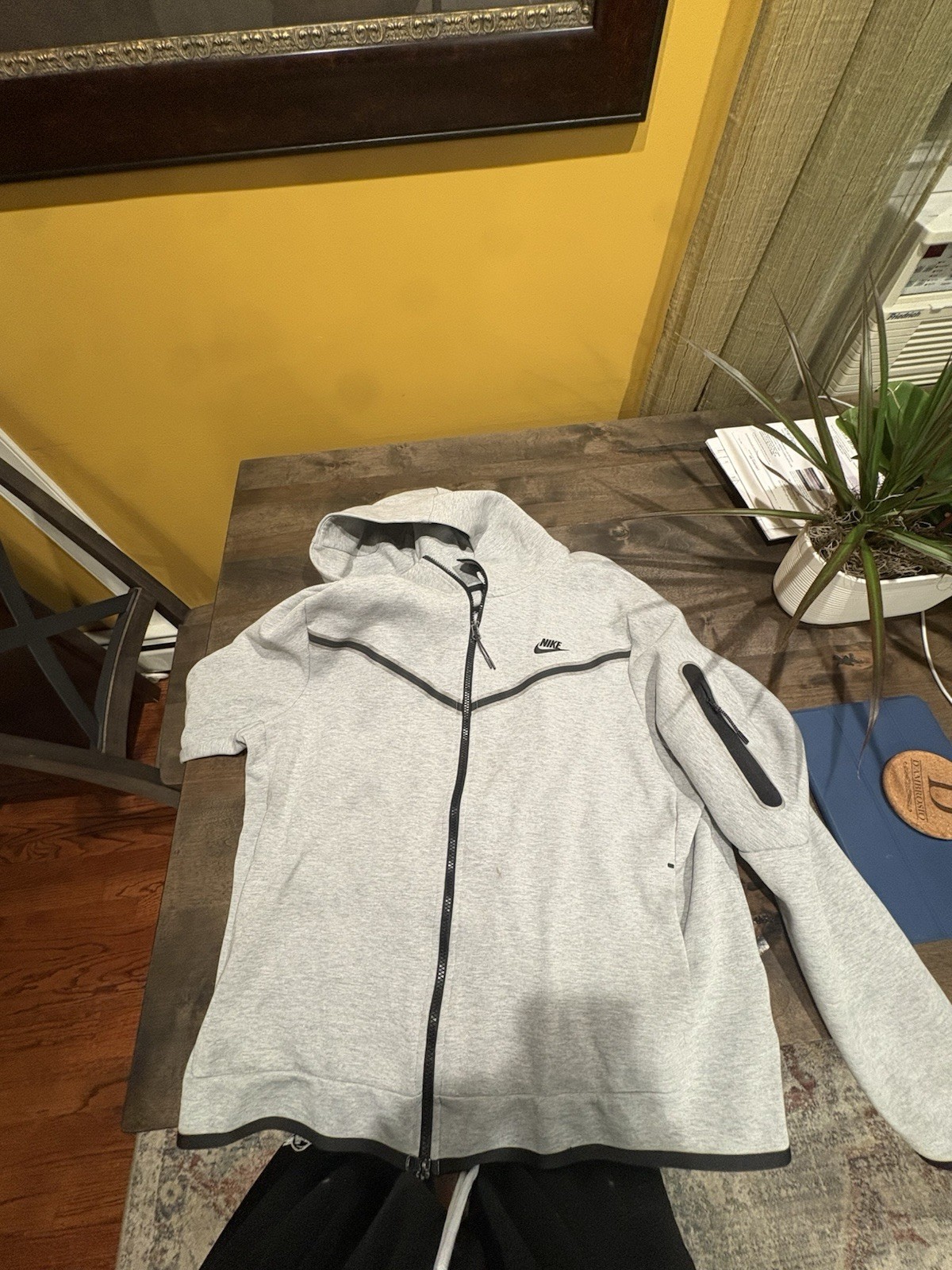 Brand new never worn Grey Nike Tech.