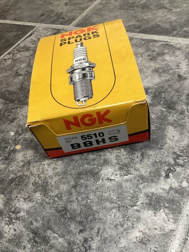 10x NGK SPARK PLUGS Part Number B8HS Stock No. 5510 New Genuine NGK SPARKPLUGS - Picture 2 of 2