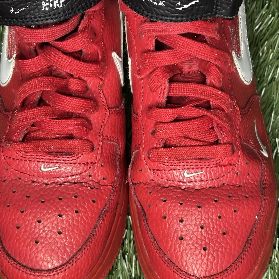 Nike Air Force 1 Mid LV8 GS 'University Red' Zapatilla EE. UU. Juvenil Talla 6 Foto 3 de 4