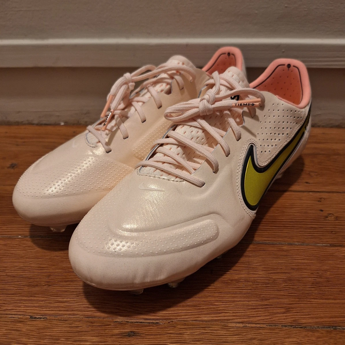 シューズ NIKE TIEMPO LEGEND 9 ELITE FG Nike Tiempo Legend 9 Elite FG Guava Ice Yellow Strike for Sale