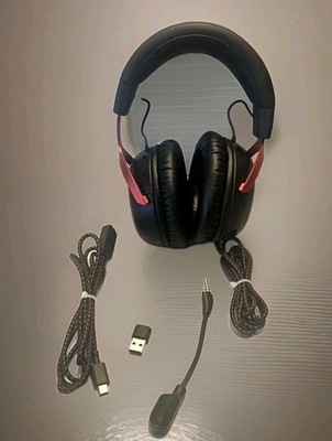 HP HYPER X CLOUD III Gaming Headset Mute Status Light Extra-Comfort Ear Cups...