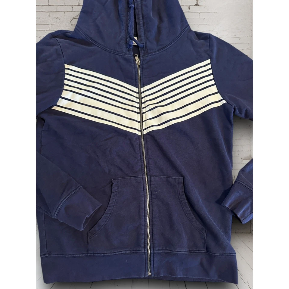SoulCycle Hooded Jacket. Sz M. Full Zipper. Skull/crossbones. Navy Blue Pockets - Image 4 of 4