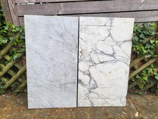 Marmorabdeckung von Weichholzmöbeln 2 x