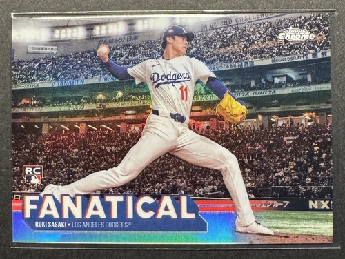 Roki Sasaki #FAN-21 2025 Topps Chrome Fanatical card