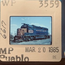 Wp Western Pacific 3559 Diesel Locomotive Train Railroad 35mm Slide 1985 Pueblo Wp Western Pacific 3559 Diesel Locomotive Train Railroad 35mm Slide 1985 Pueblo