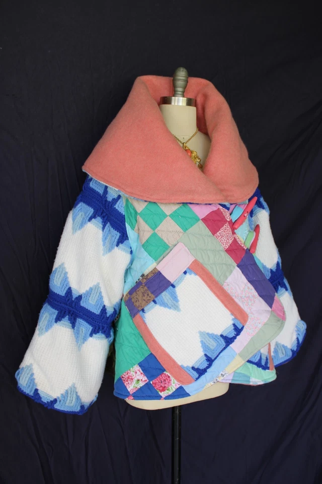 Abuela artesanal cuadrada edredón manta chaqueta capa azteca poncho kimono Free People Foto 4 de 4