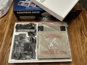 Nintendo NES Control Deck Console Complete In Box CIB Controllers Power READ