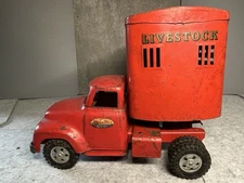 Vintage Tonka Toys Mound Metalcraft Inc Red Livestock Truck 1950’s USA