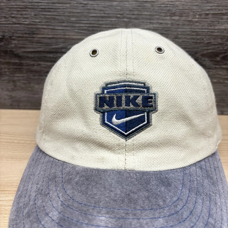 Gorra de colección Nike con correa trasera talla única azul crema gamuza Bill para hombre años 90 Foto 2 de 4