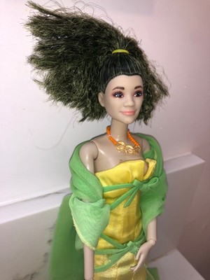 Disney Zombies 2 Eliza Zambi Doll
