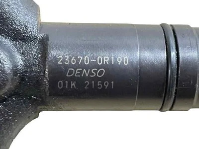 236700R190 injecteur TOYOTA AURIS 2.0 D-4D 126 CV 2006 DENSO 144165 - Photo 1/4