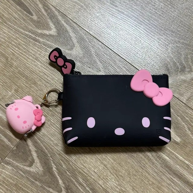 Hello Kitty Wallet & Coin Purse Set (Lightly Used)