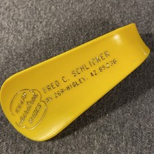 Vintage SHOE HORN Souvenir - Fred C. Schlicker Knapp Aerotred Shoes