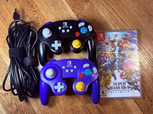 Super Smash Bros. Ultimate (Nintendo Switch) 2 Gamecube Controllers Bundle NEW