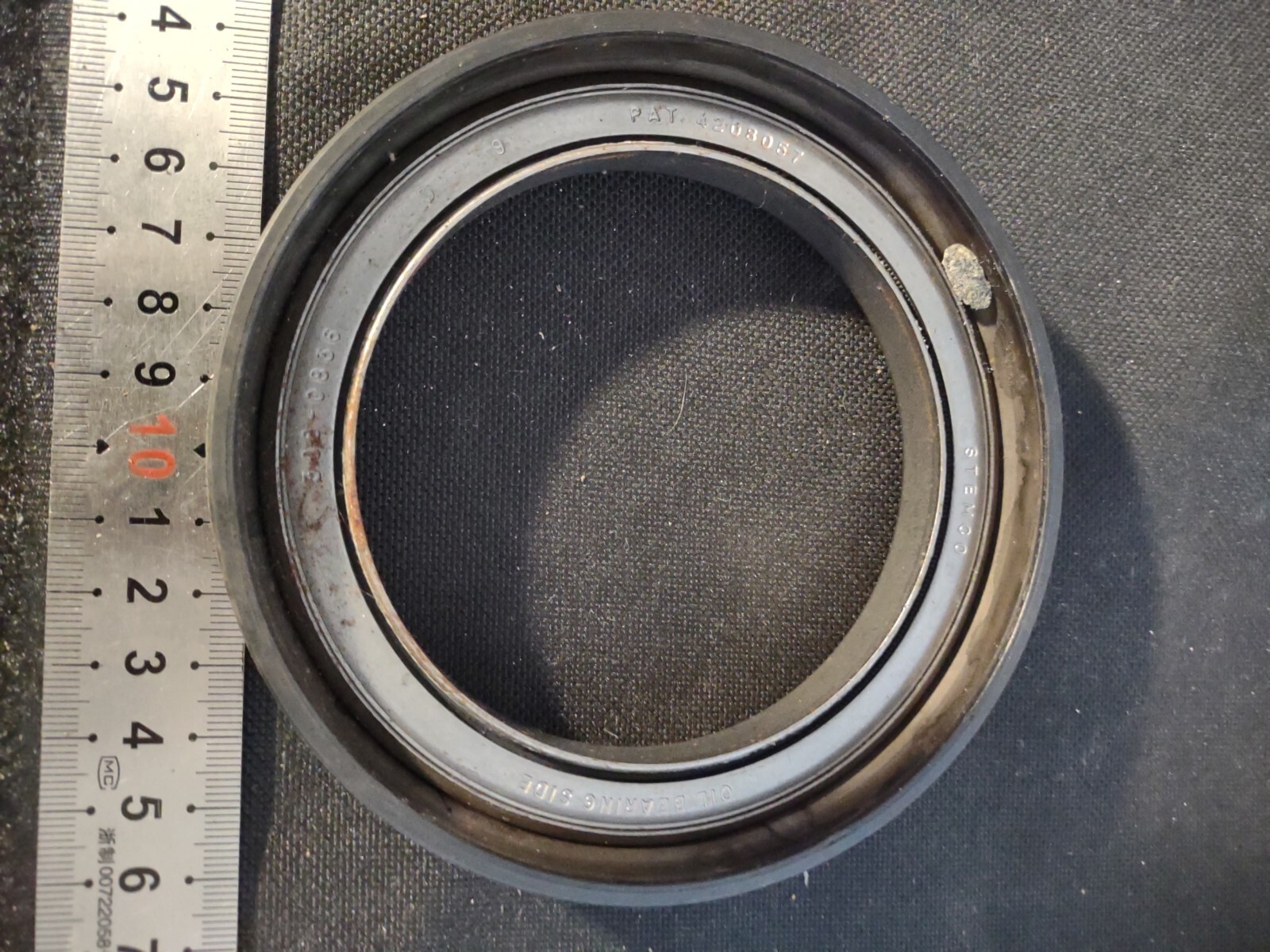 IH International Seal 1611843C91 Front Hub Truck. NOS for sale 