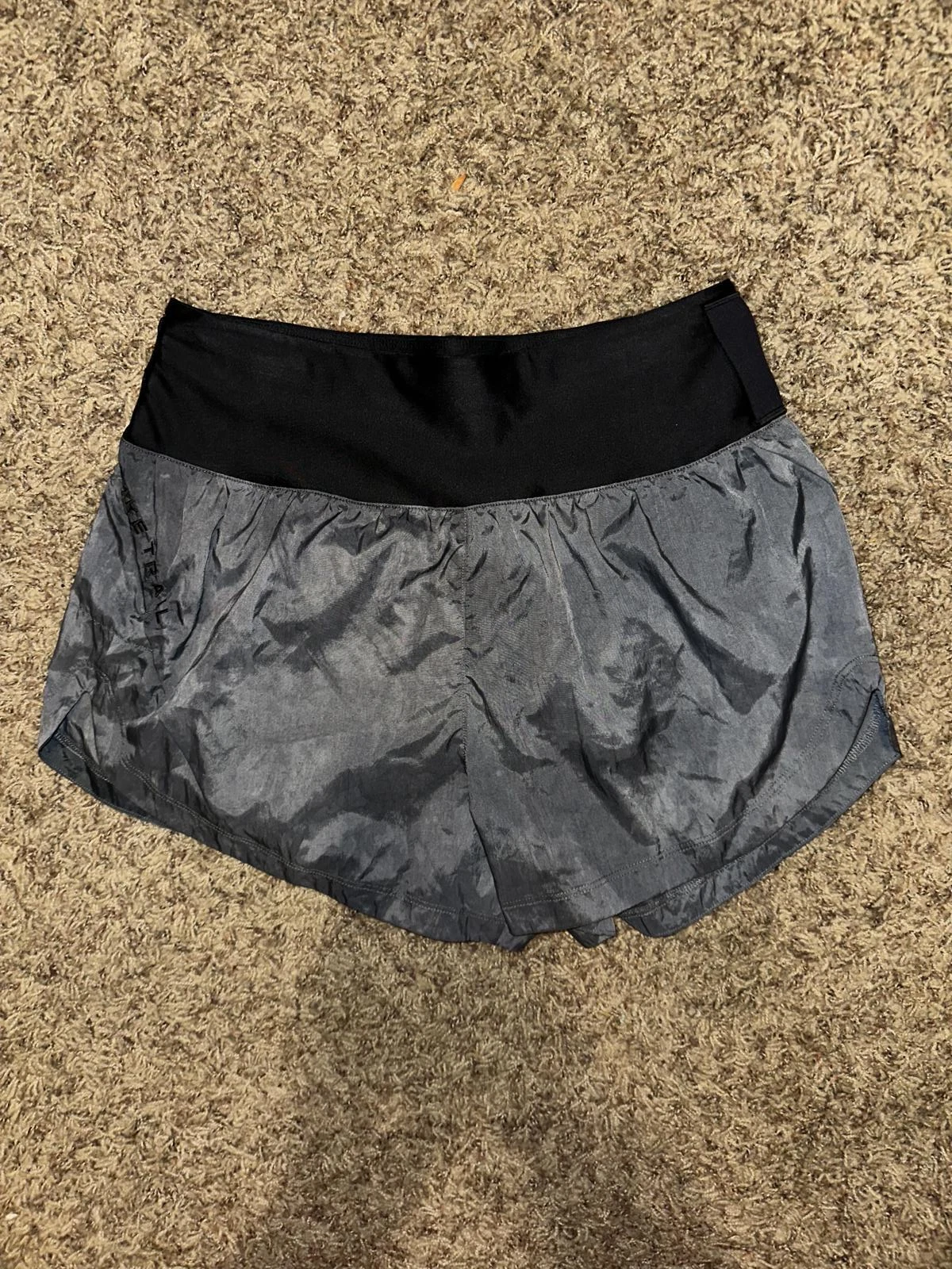 Nike Trail Women's Repel Mid-Rise 3" Brief-Lined Running Shorts Sample