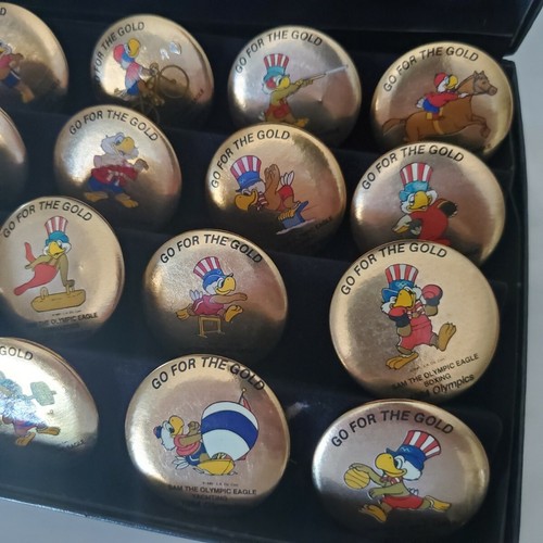 Button Set - Collector's Series Official Mascot of The XXIII Olympiad - Rare Pin - Bild 3 von 7