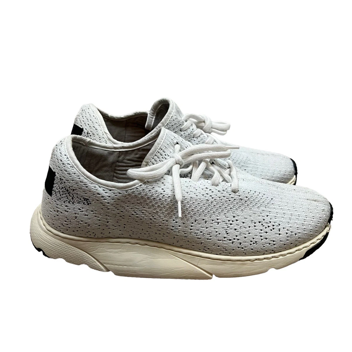 Stabilizing sneakers cheap
