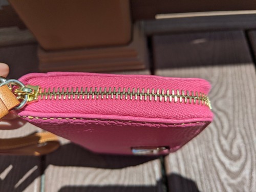 Dooney & Bourke Pink 💕 Dillen Pebble Leather Zip Around Phone Wristlet Wallet - Picture 4 of 7
