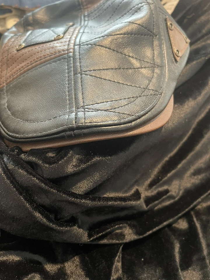 Mens Faux Leather Brown And Black Cap Size M Brass Snap In Back For Adjusting - Image 4 of 4