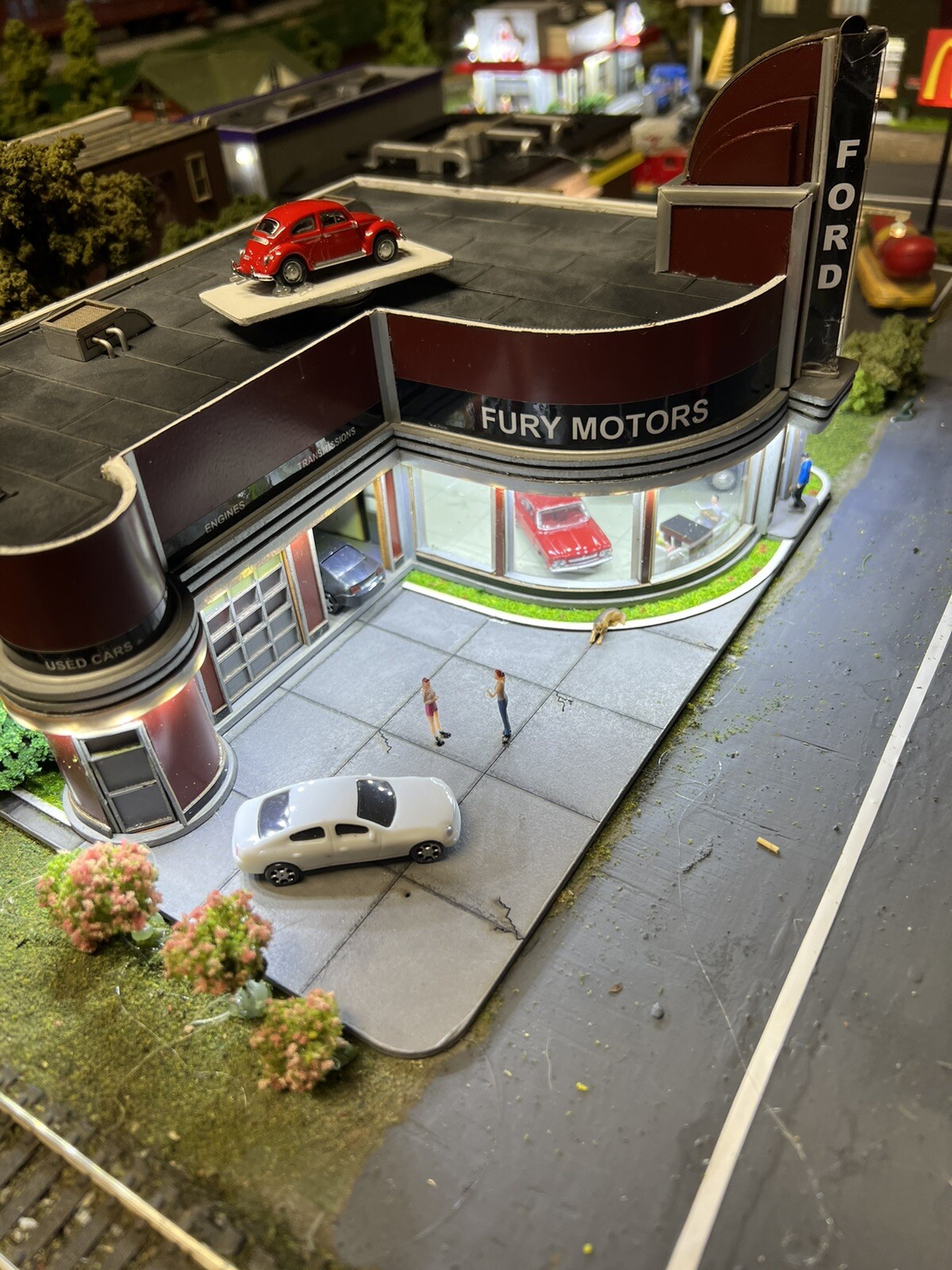 Menards HO Scale Trains Fury car dealership Building Built eBay