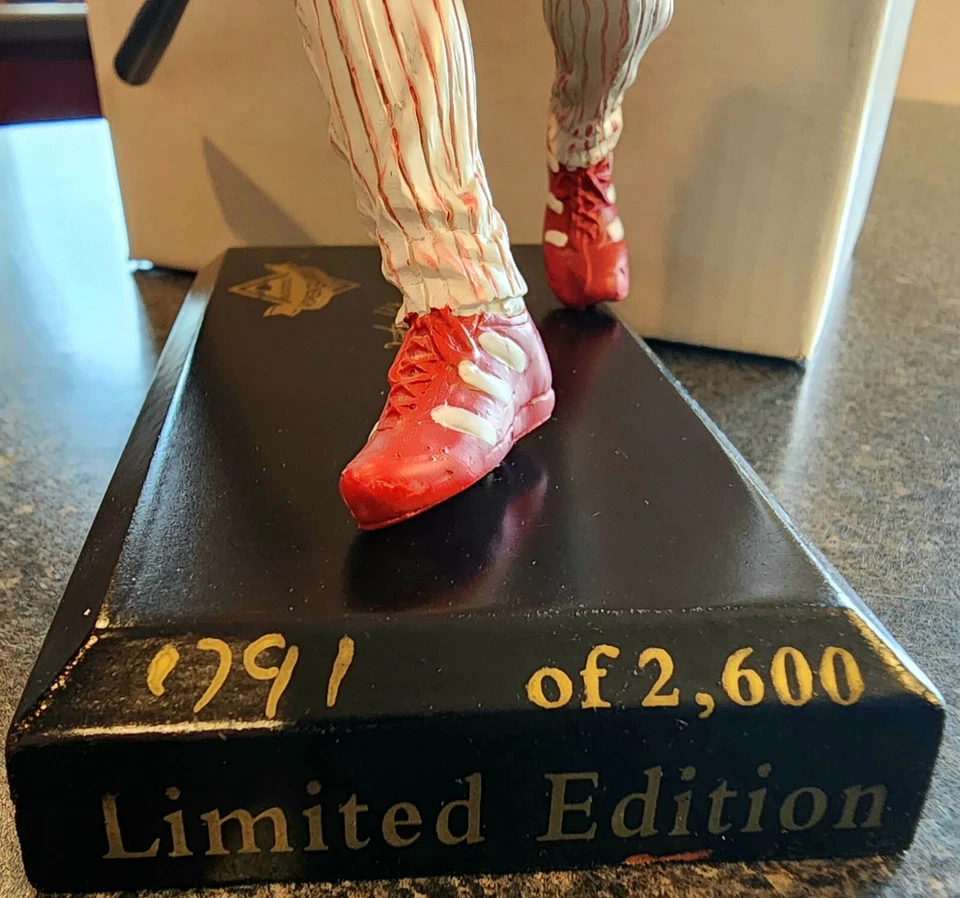 Ryan Howard Reading Fightin Phils SGA Edición Limitada Estatuilla/Satura 1791/2600! Foto 3 de 4