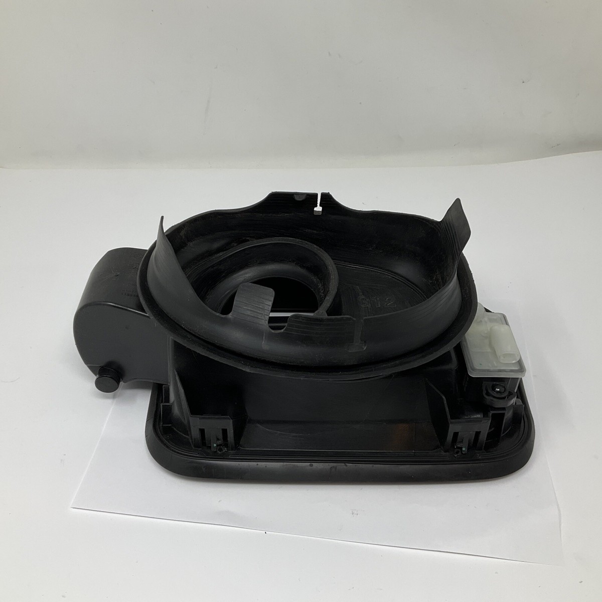 BMW Fuel Tank Door X6 G06 2019-22 7358677 OEM | eBay