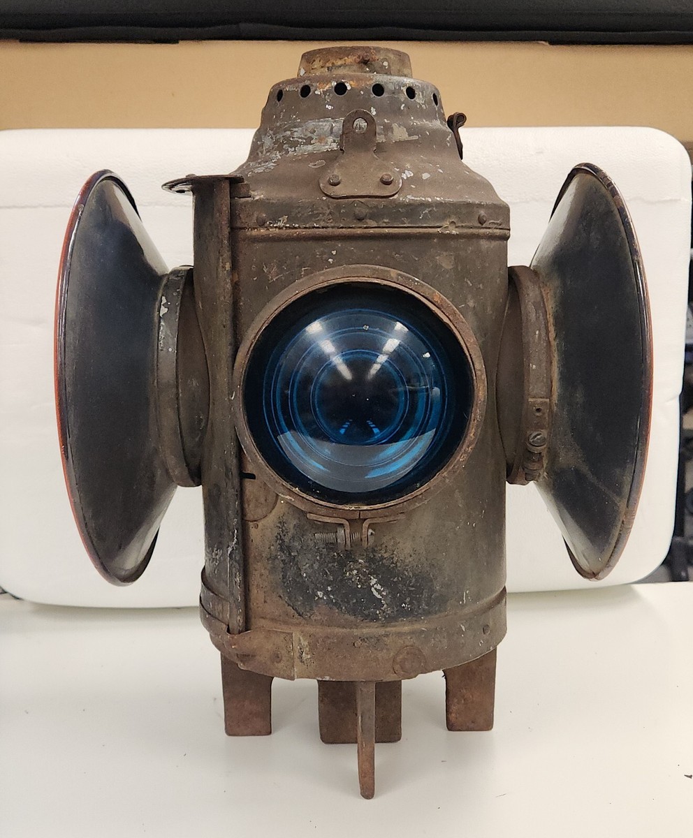 Vintage Antique Railroad 4-Way Lantern UPRR Blue Lenses Orange