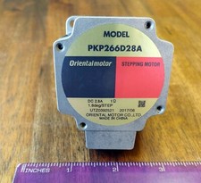 NEW Oriental Motor PKP266D28A Stepping Motor.