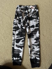 Under Armour Boys Pennant Camo Cargo Jogger Pants 1378949 Gray Black YLG, 60