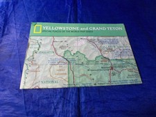 National Geographic Map Yellowstone & Grand 1989