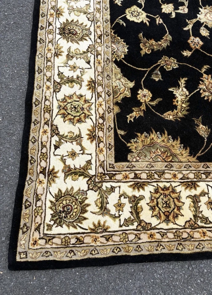 LUXURY Hand-Tufted WOOL & SILK Rug 8x10 - Floral TÂBRIZ - Black & Cream - Image 3 of 4