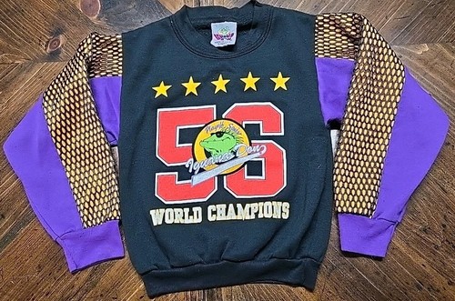 Vintage 90s Iguana Don Sweatshirt Size 7 Lizard Sports USA Made 1992 - Picture 2 of 12