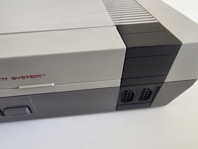 Tested Nintendo NES-001 Entertainment System Control Deck Console Box & Manual