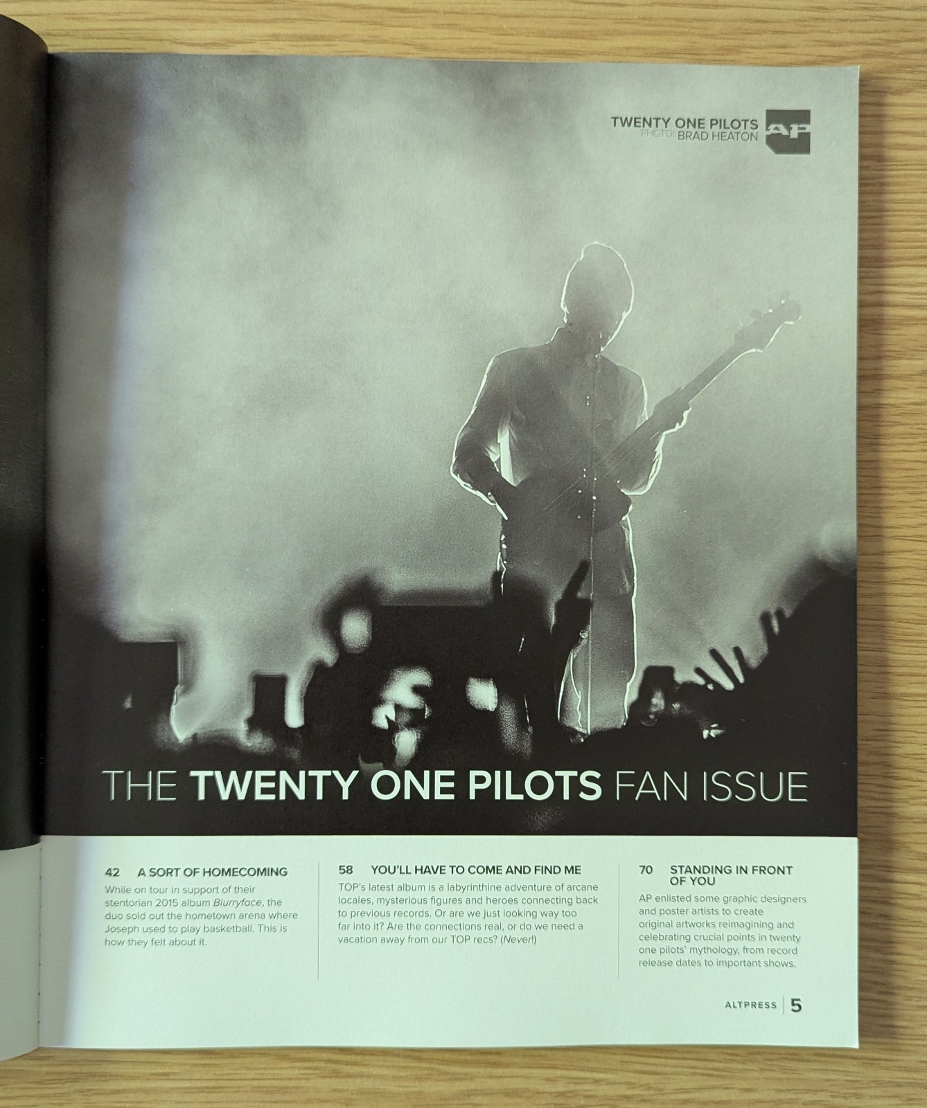 AltPress #367 Twenty One Pilots Fanatic Issue