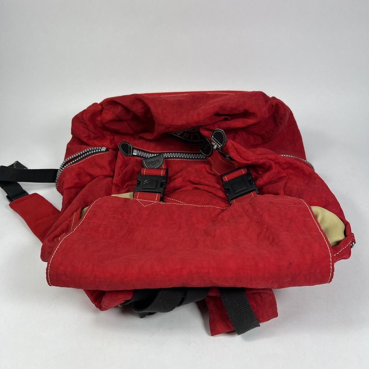 Vintage Kipling Private Transport 90s/ Y2K Red Nylon Backpack Front Flap Buckles Vintage Kipling Red Nylon Backpack Large Flap Buckle  main image 2