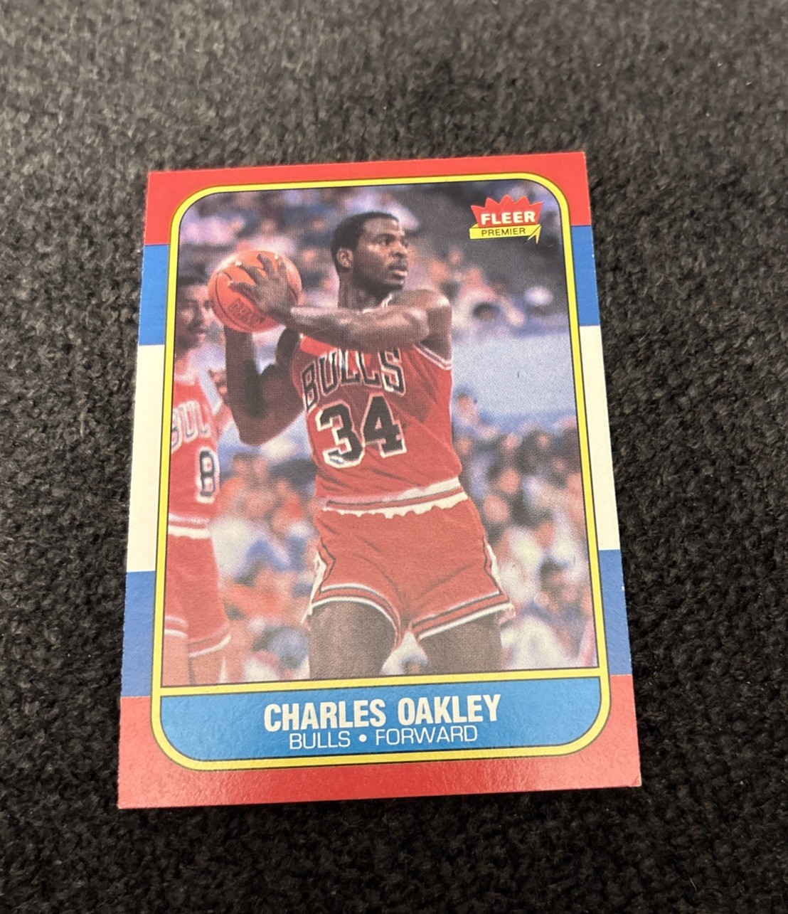 1986/87 FLEER CHARLES OAKLEY #81 NM-MINT Centered And Sharp Nice Card