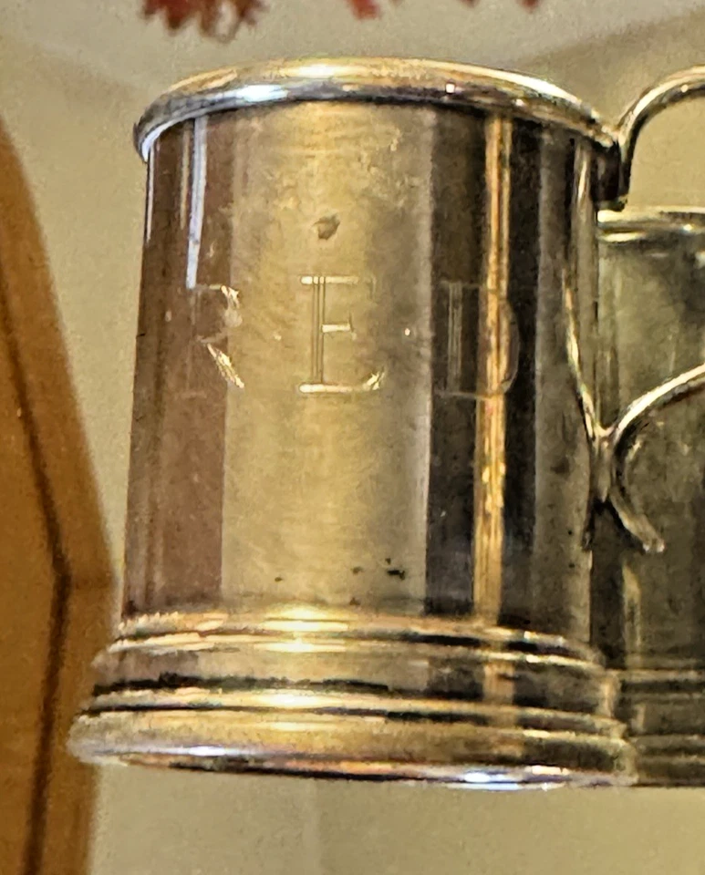 Mini jarra grabada "roja" Vint Lunt 582 de plata esterlina Kidush Cordial Shot Foto 3 de 4