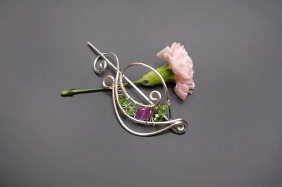 Silberdraht Schal Pin, lila Quarz und grüne Kristallperlen Silber Schal Pin,