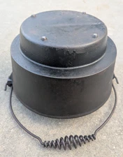 Cast Iron Gate Mark Eccentric Footed Offset Bottom Cowboy Pot Kettle Cauldron #8