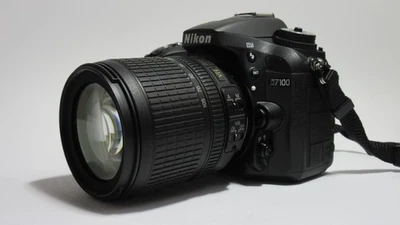 Nikon D7100