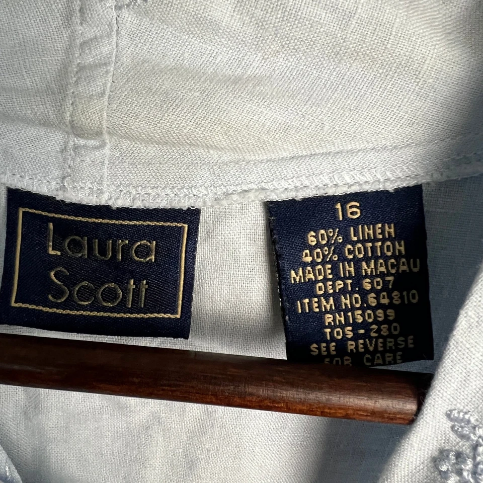 Laura Scott Womens Top Size 16 Blue Embroidered Linen Blend Short Sleeve Blouse - Image 2 of 4